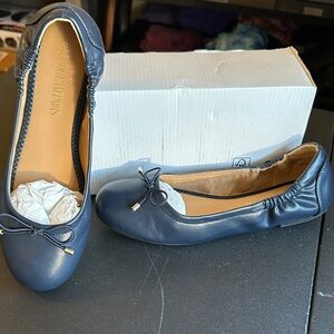 Dream Pairs Navy Blue Flats